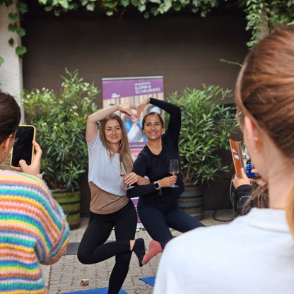 Yoga+Wein